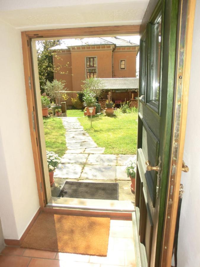 Ferienwohnung Mit Charme In Dresden Pillnitz Bagian luar foto
